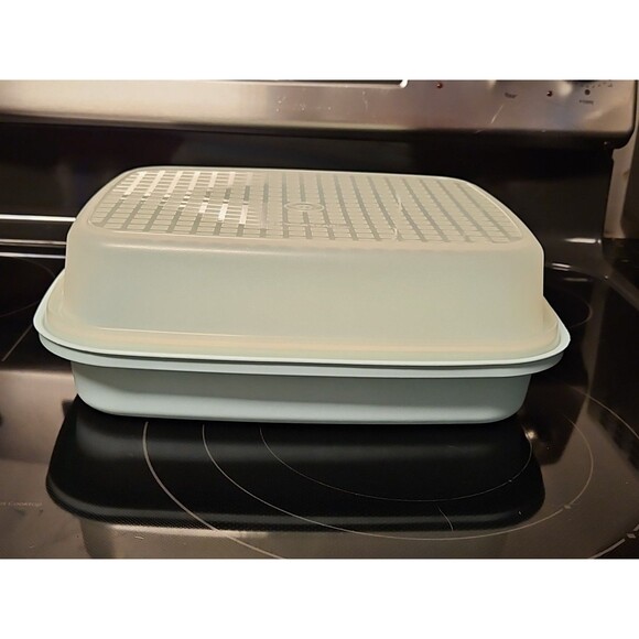 Vintage Tupperware Mint Green Season & Serve Marinade Dish W Lid 1295-7 & 1294-1 - Picture 2 of 12